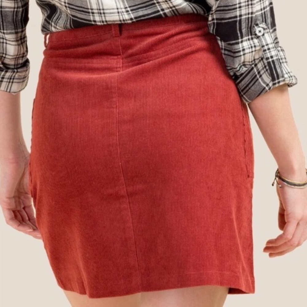 BRIELLE ZIP FRONT CORDUROY MINI SKIRT NWT Medium - Picture 4 of 6